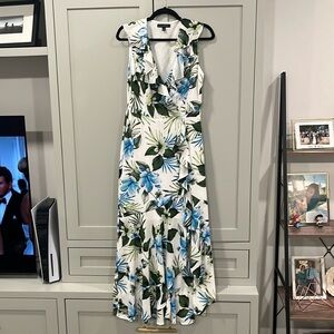 BR flutter maxi floral dress